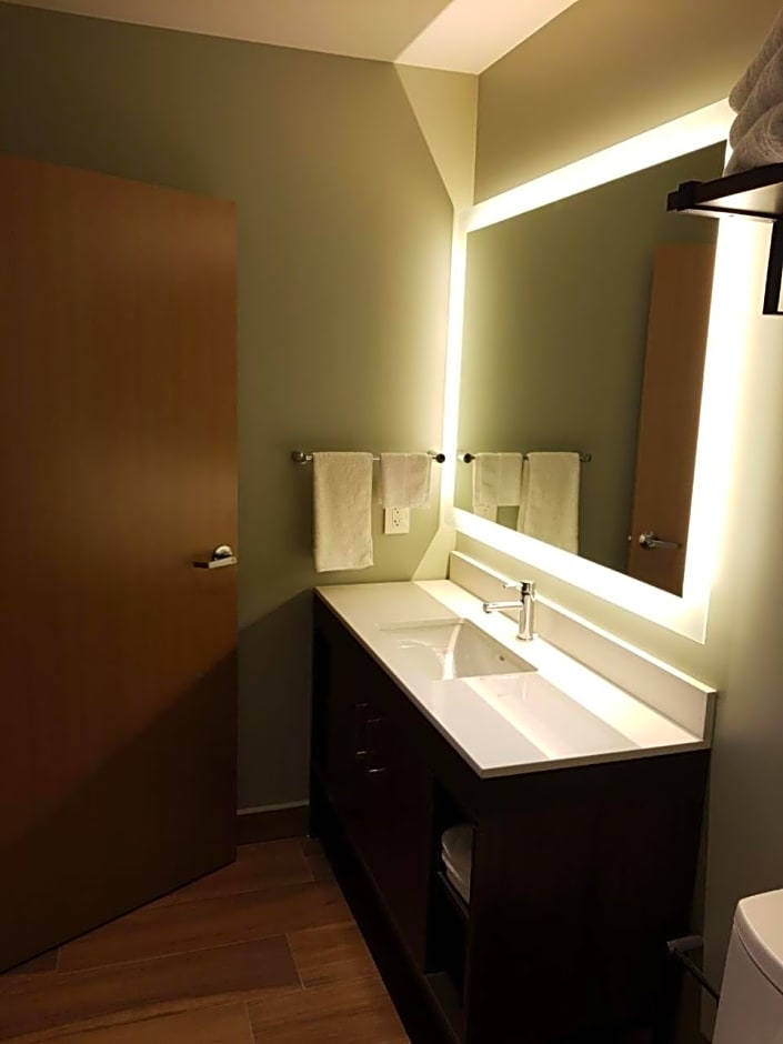 Staybridge Suites Guadalajara Novena By IHG