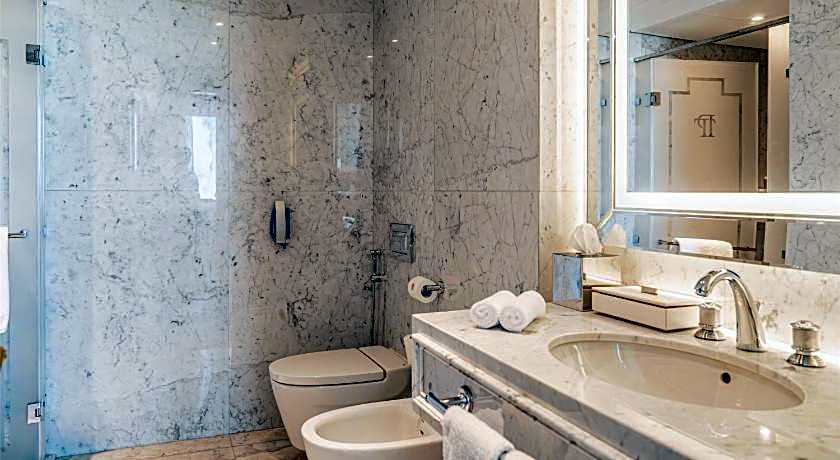 The Plaza Doha, LXR Hotels & Resorts