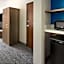 Holiday Inn Express and Suites Meriden By IHG