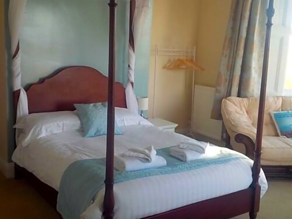 The Captain Cook Inn