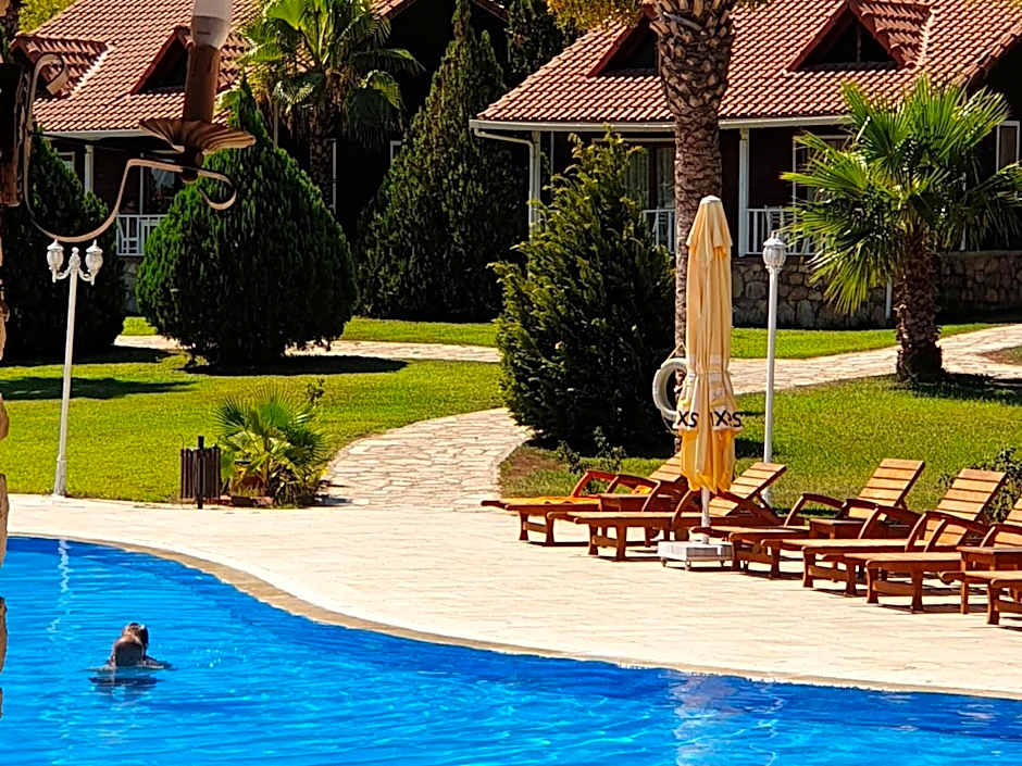 Club Sun Village Hotel