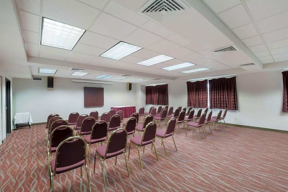 Quality Inn Grand Suites Bellingham