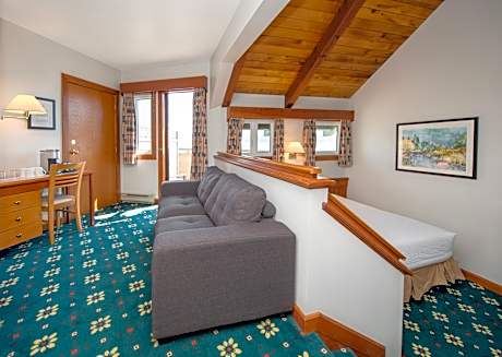 Ocean View Queen Studio Suite