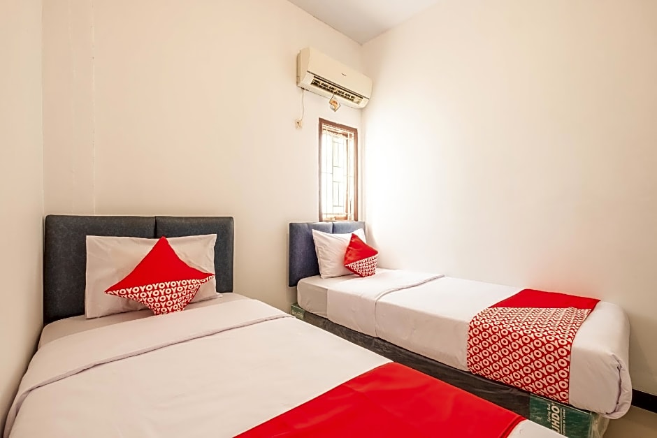 OYO 863 Tenacity Guest House Syariah