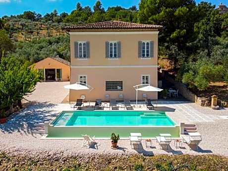 Villa Bevagna Comfortable holiday residence