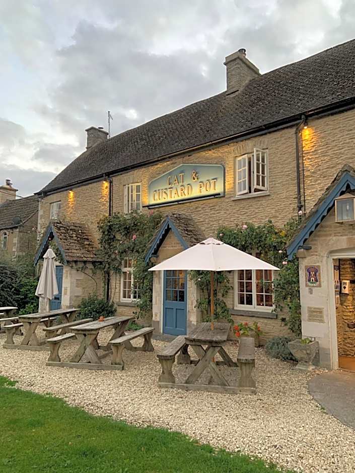 Cat and Custard Pot Inn