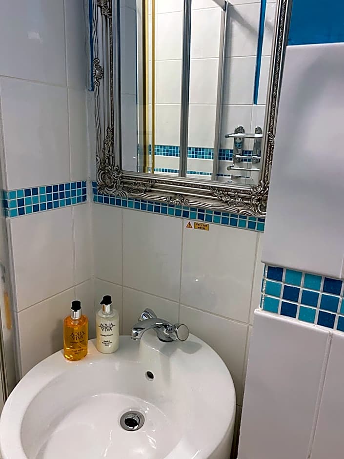 The White House Hotel