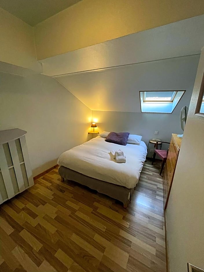 Authentic by Balladins, Hôtel Le Carré d'Aix
