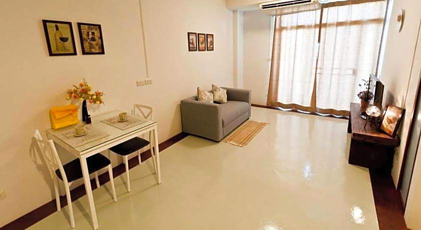 The Meet Green Apartment