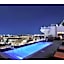 Amazing Condos Beautiful View 2 Blocks To French Quarter, Small Rooftop Pool, Gym, Seanger Theater, Super Dome, And Bourbon St