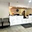 Ashbourne Hotel Canton/Hall of Fame I-77