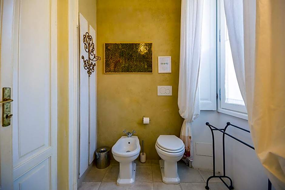 White Lilac Romantic B&B - Adults only