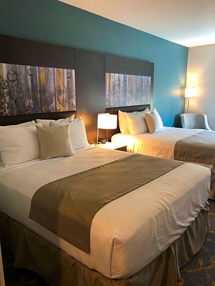 Best Western Plus Isanti