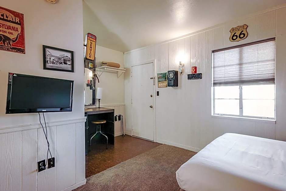 Simmer Motel