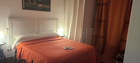 Deluxe Room (1 adult + 1 child)