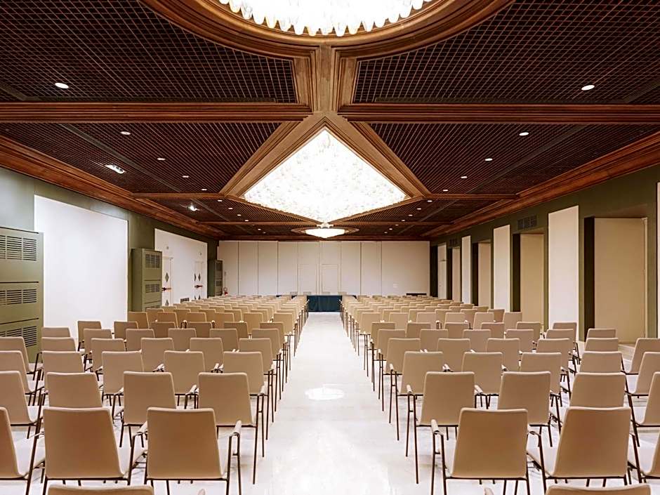 Movenpick Hotel Bari