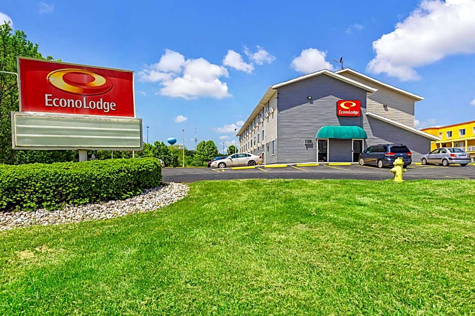 Econo Lodge Akron Copley Northwest