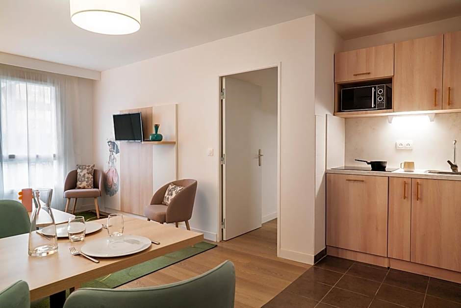 Residhome Paris-Guyancourt