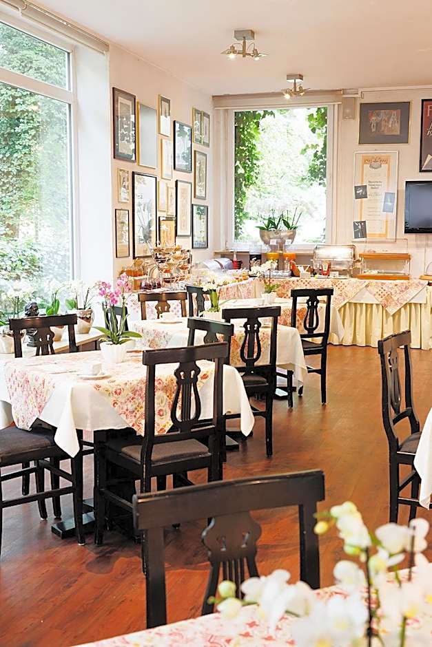 Hotel Nymphenburg City - München