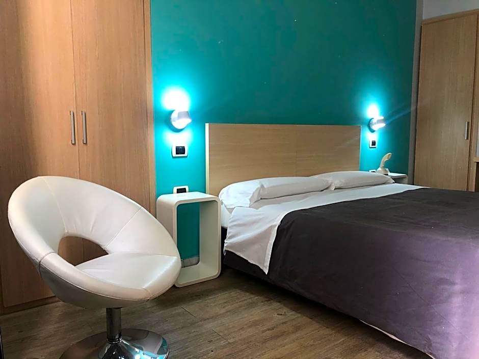 H Rooms Boutique Hotel