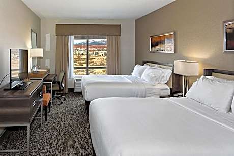 Standard Room with Two Queen Beds