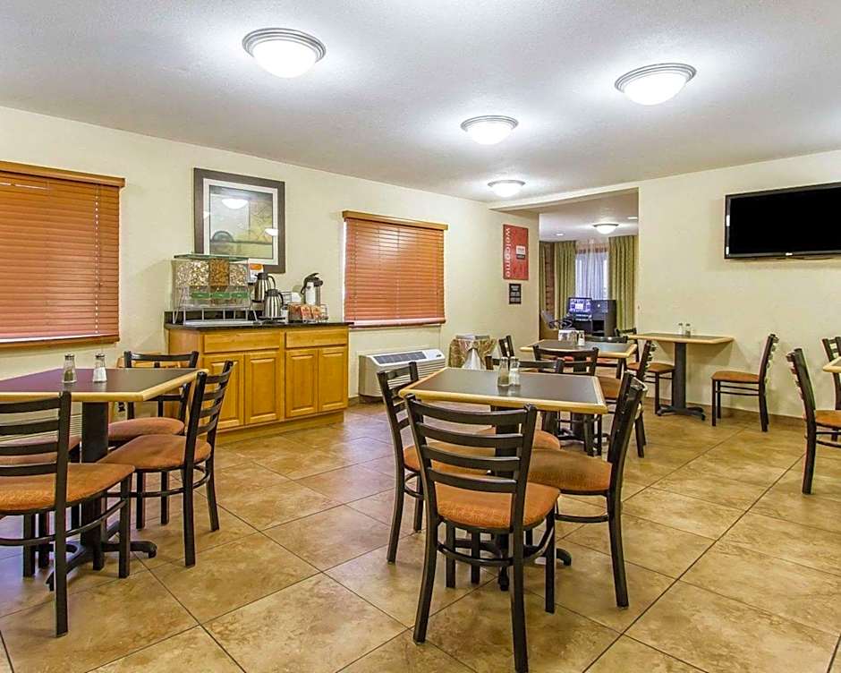 Quality Inn Macomb Near University Area
