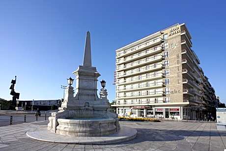 Abc Hotel