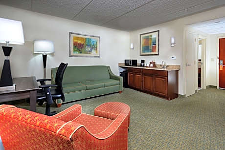 King Room with Sofa Bed and Study - Non-Smoking