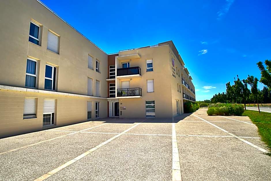 KOSY Appart'Hôtels - Campus Del Sol Esplanade