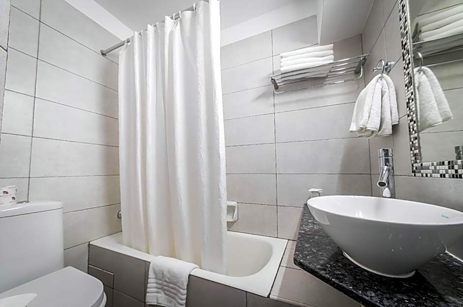 Kefalos Damon Hotel Apartments