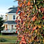Bayview Pines Country Inn B&B