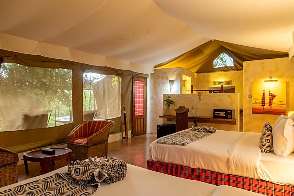 PrideInn Mara Camp & Cottages
