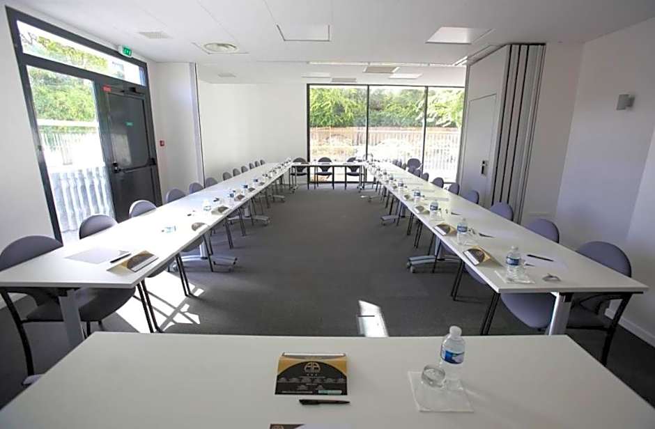 Villa Paris Orly