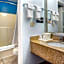 Quality Inn Sarasota North Near Lido Key Beach
