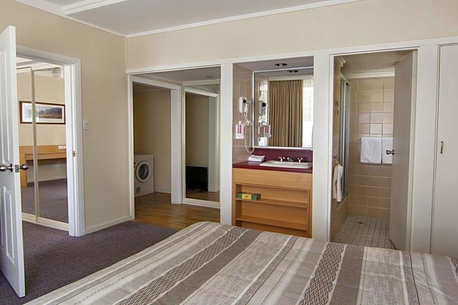 Redhill Cooma Motor Inn