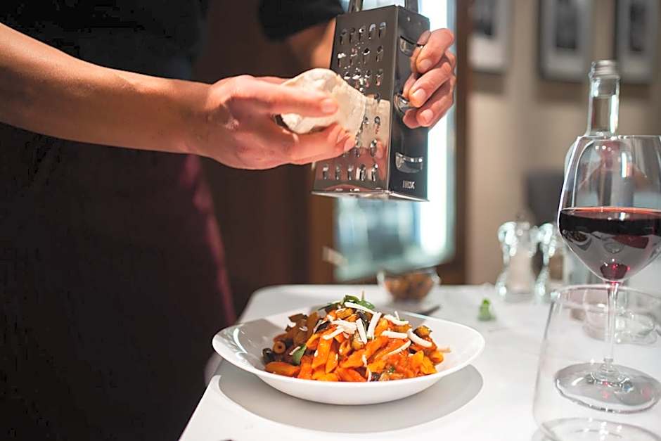 El Homs Palace Hotel