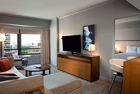 2 Double Suite Executive Mobility Hearing Accessible