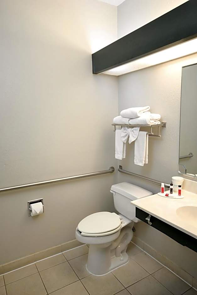 Days Inn & Suites by Wyndham Airport Albuquerque