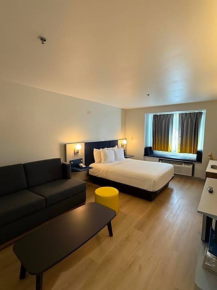 Microtel Inn & Suites by Wyndham Baton Rouge Airport