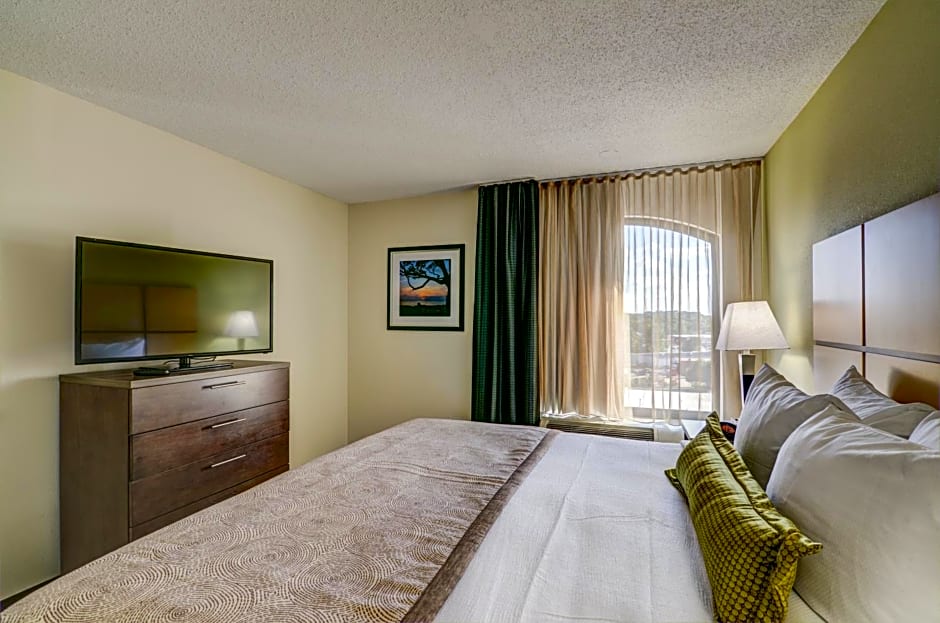 Candlewood Suites : Richmond - West Broad