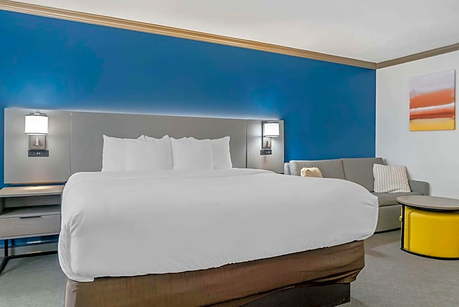 Comfort Inn Plainwell