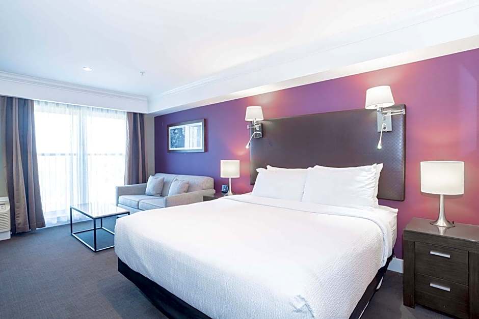 Photo 1 of 6 of Grand 1 King Bed with Sofabed, Park View
