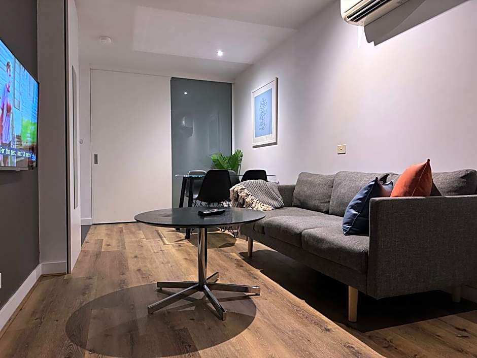 Aura on Flinders Serviced Apartments