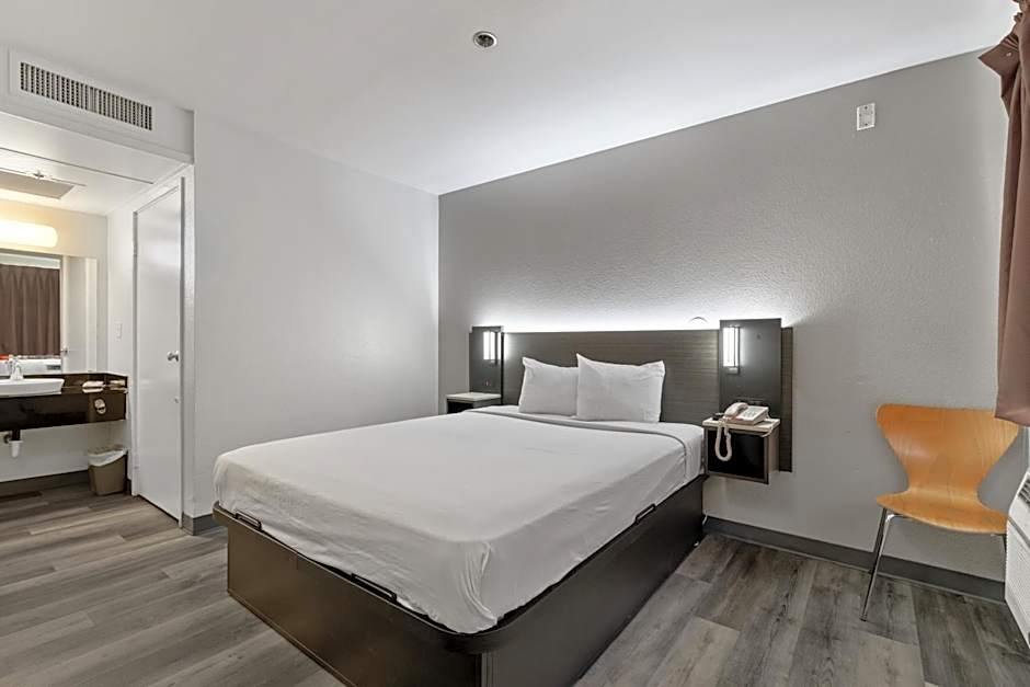 Motel 6-Oceanside, CA