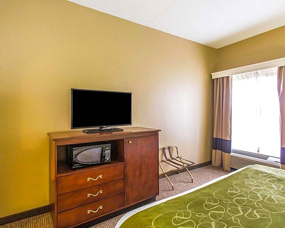 Comfort Suites Cookeville