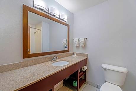 Queen Suite with Two Queen Beds - Non-Smoking