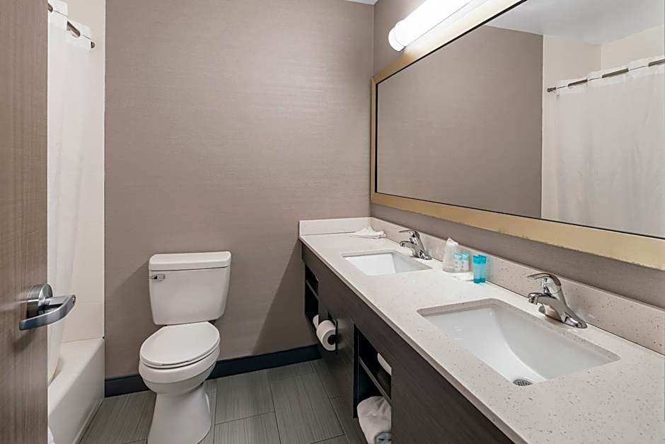 Americas Best Value Inn Foxboro