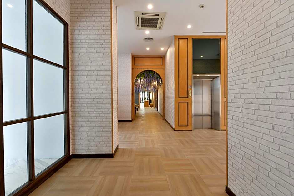 VST Residence -SHA PLUS Certified