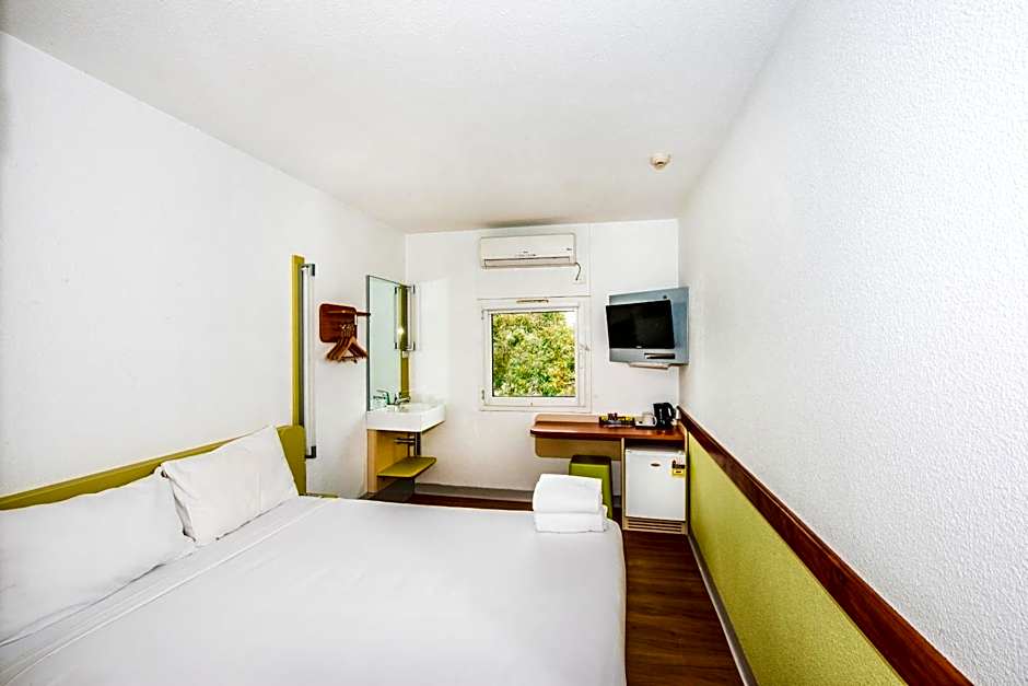 Ibis Budget St Peters