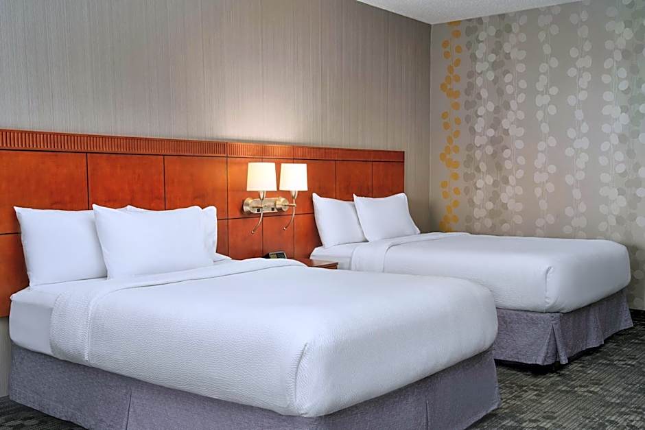 Courtyard by Marriott Akron Stow